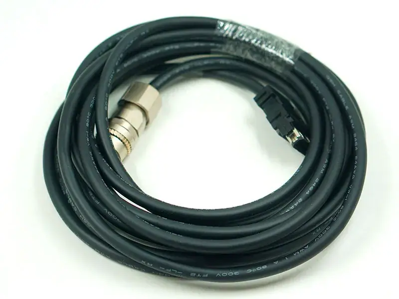 Mitsubishi MR-J3ENSCBL5M-H Encoder Cable